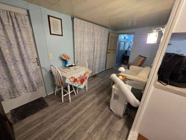 1983 TOWN  Home