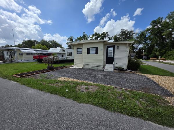 1983 TOWN  Home