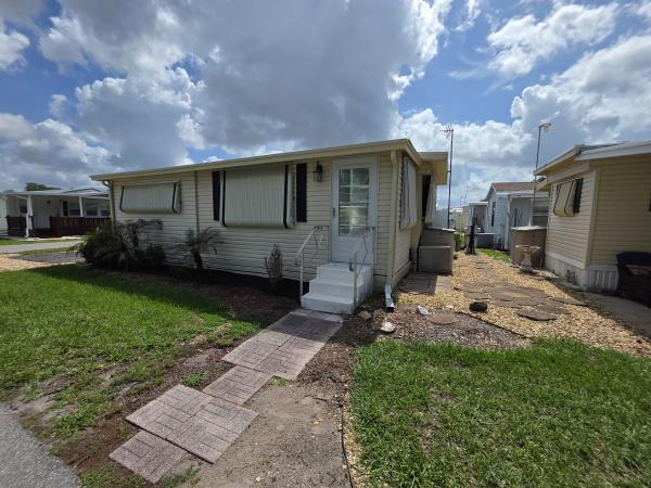 1983 TOWN  Home