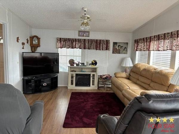 1994 GLEN  Home