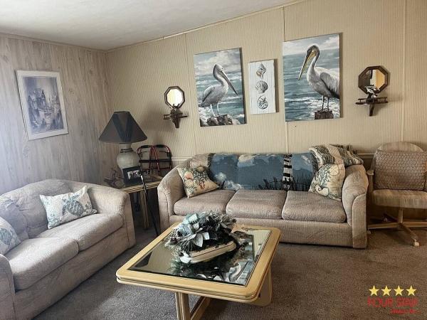 1983 SUNM  Home