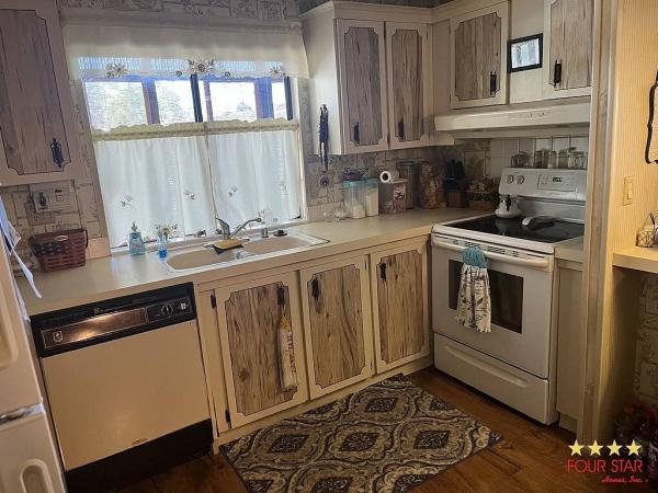1983 SUNM  Home