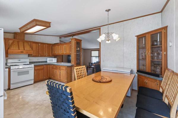 2000 Mobile Home