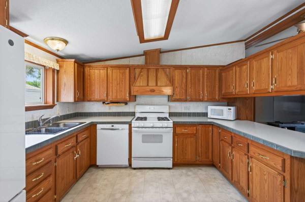 2000 Mobile Home