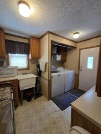 1988 Victorian Manufactured Home