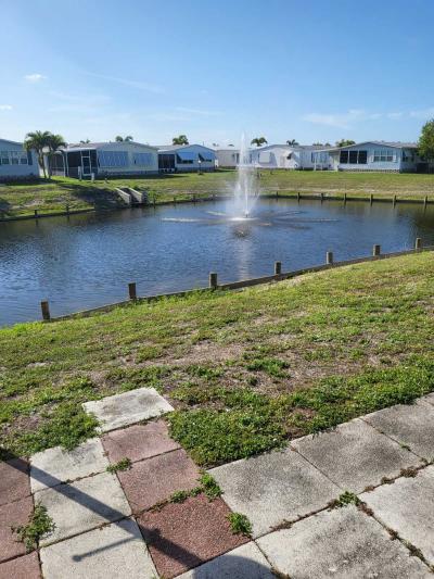 Photo 3 of 31 of home located at 629 Dawn Dr North Fort Myers, FL 33903