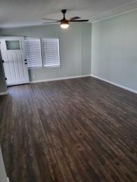 1992 Suncoast M.H. Mobile Home