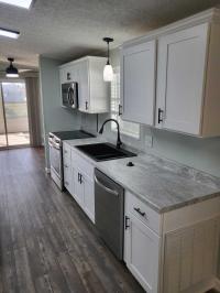 1992 Suncoast M.H. Mobile Home