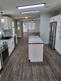 1992 Suncoast M.H. Mobile Home