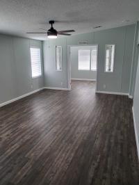1992 Suncoast M.H. Mobile Home