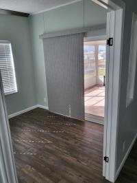 1992 Suncoast M.H. Mobile Home