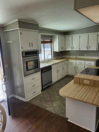 Photo 2 of 24 of home located at 549 Sunrise Ave North Fort Myers, FL 33903
