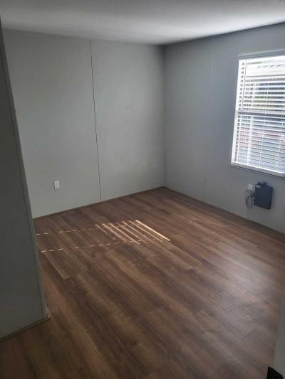 Photo 4 of 14 of home located at 357 Horizon Dr North Fort Myers, FL 33903