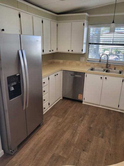 Photo 4 of 19 of home located at 74 Sunrise Ave North Fort Myers, FL 33903