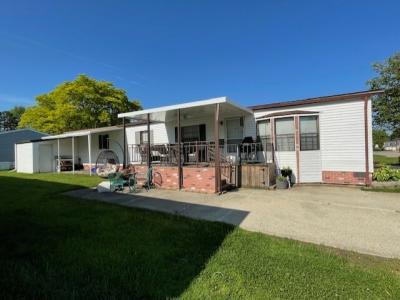 Photo 2 of 9 of home located at 14722 Darwin Court Shelby Township, MI 48315