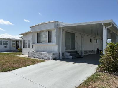 Photo 2 of 12 of home located at 3030 Saralake Dr., North Sarasota, FL 34239