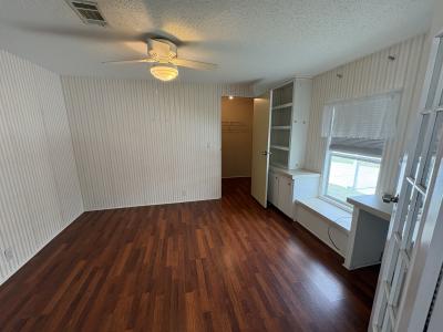 Photo 4 of 13 of home located at 558 Whip-Poor-Will Drive Sebring, FL 33876