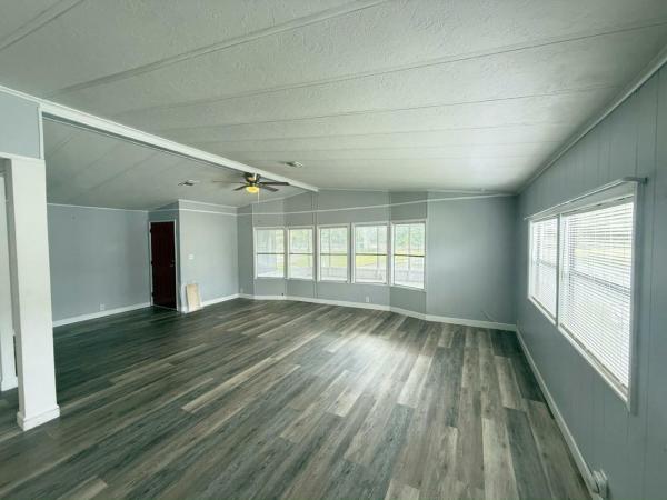 1985 Palm Harbor HS Manufactured Home