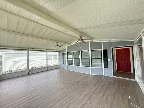 1985 Palm Harbor HS Manufactured Home