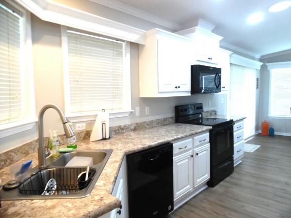 2018 Skyline 5079 Mobile Home