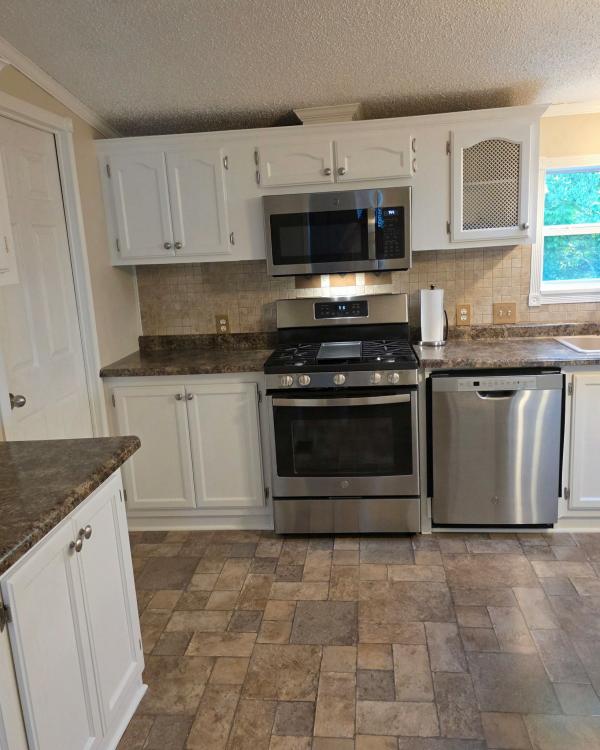 1998 Four Seasons Four Seasons Mobile Home