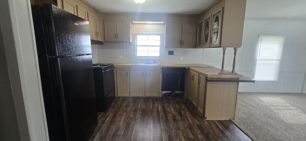 1988 Holly Park UNK Mobile Home