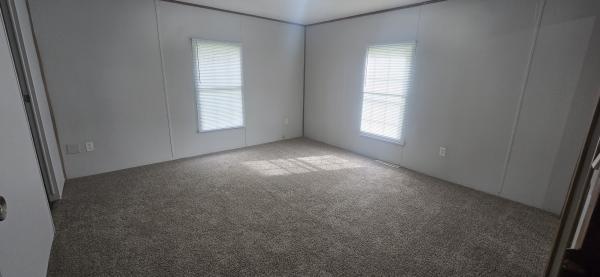 1988 Holly Park UNK Mobile Home