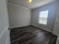 2022 Oak Creek Homes GUD-556J-42 Mobile Home