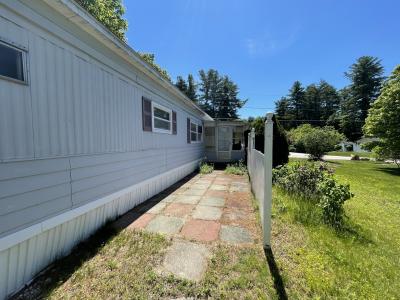 Photo 4 of 15 of home located at 6 Valleycrest Trail Nashua, NH 03062