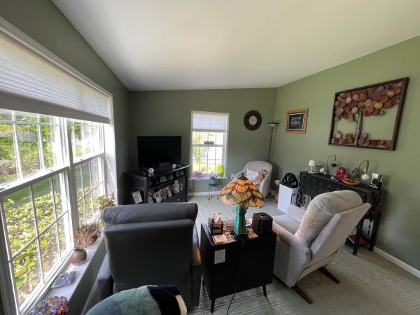 2002 Burlington 24x40 Mobile Home