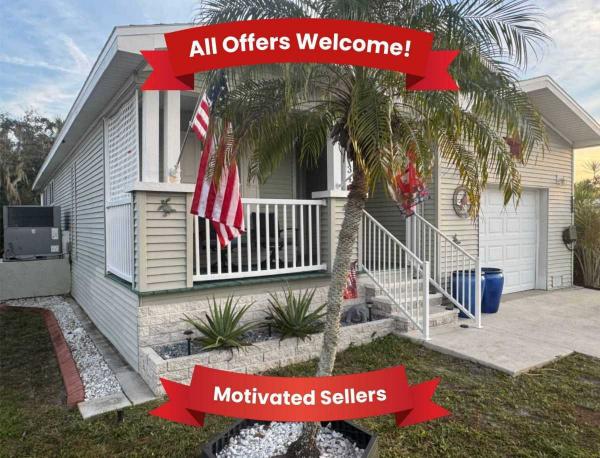 Photo 1 of 2 of home located at 334 Den Helder Ave Ellenton, FL 34222