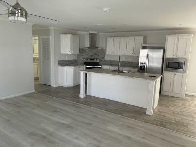 Photo 2 of 21 of home located at 9119 Berkshire Lane Tampa, FL 33635
