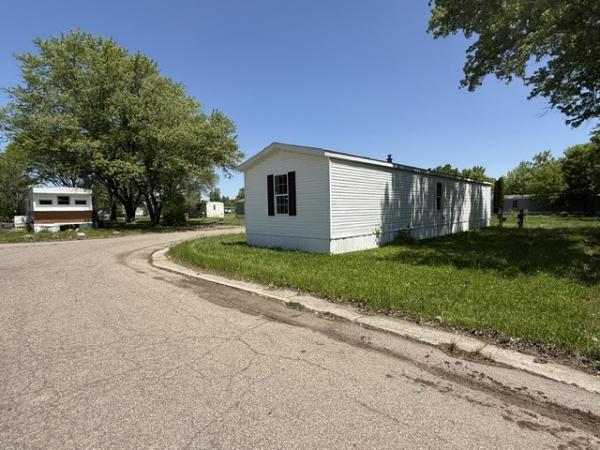 2022 Champion RFN1670905 Mobile Home