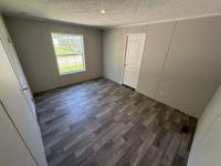 2022 Champion RFN1670905 Mobile Home