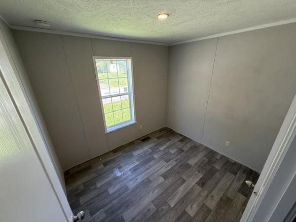 2022 Champion RFN1670905 Mobile Home