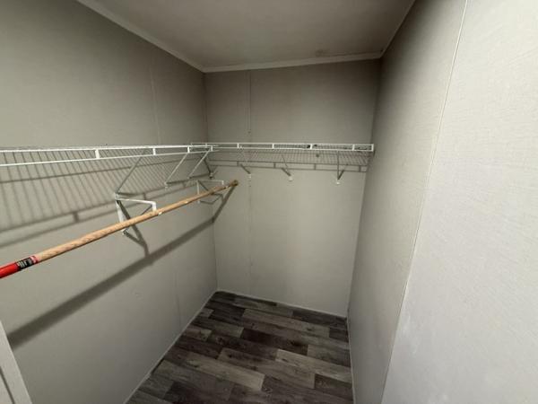 2022 Champion RFN1670905 Mobile Home