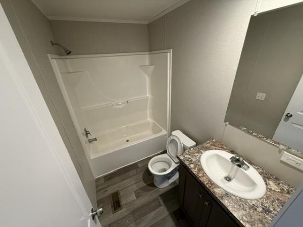 2022 Champion RFN1670905 Mobile Home