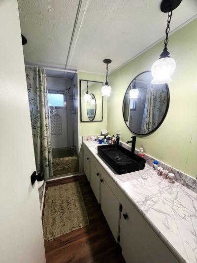 Photo 5 of 30 of home located at 6320 Tahitian Drive, Lot 091 Bradenton, FL 34207