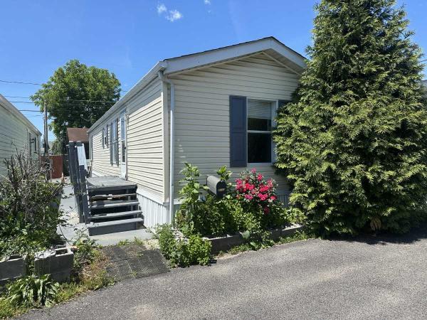 Photo 1 of 2 of home located at 850 N Halstead St B 10 Allentown, PA 18109