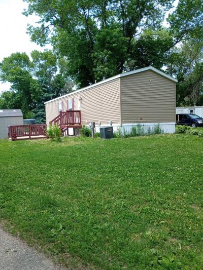 Photo 2 of 5 of home located at 162 Lynn Lane Mankato, MN 56001