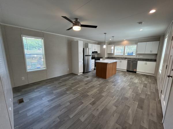 2026 Champion Home Builders, Inc. mobile Home