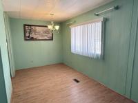 1982 Skyline HILLCREST Manufactured Home