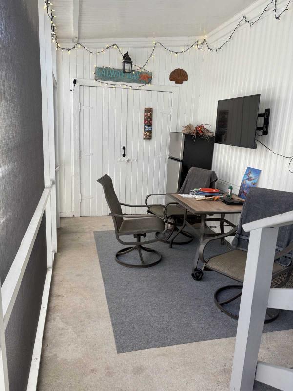 1983 Royal Palm Park Mobile Home