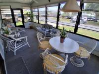 1985 Manufactured Home