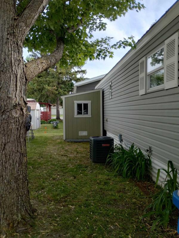 Photo 1 of 2 of home located at 252 Baldwin Cir Lino Lakes, MN 55014