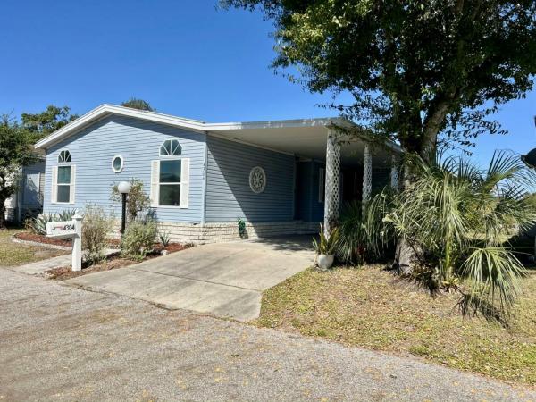 Photo 1 of 2 of home located at 4304 Hamlin Way Wimauma, FL 33598