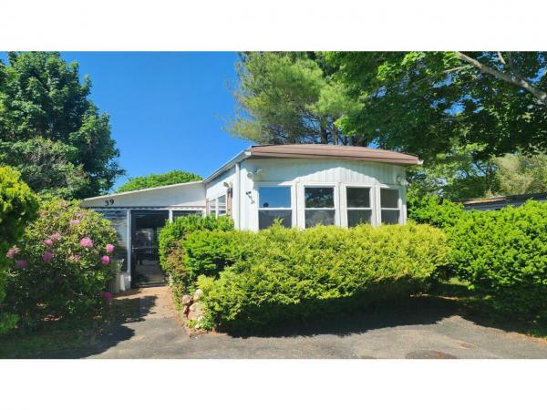 1972 Park Estate Mobile Home For Sale