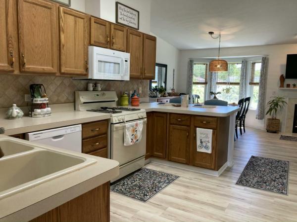1998 HI-TECH Belmont Manufactured Home