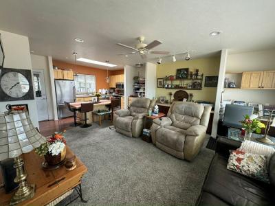 Photo 3 of 20 of home located at 8701 S Kolb Rd Lot 11-327 Tucson, AZ 85756