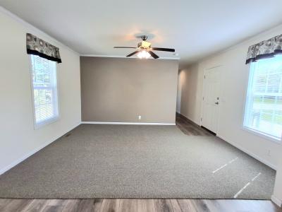 Photo 5 of 5 of home located at 10450 6 Mile Rd 177 Battle Creek, MI 49014